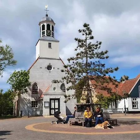 House Makai - Family House With Finnish Sauna, 2 Bathrooms And Only Minutes From The De Koog (Texel)